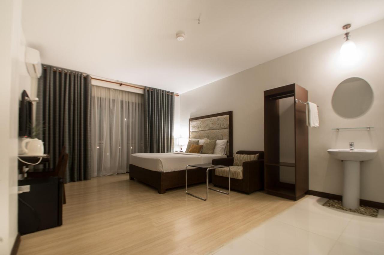 Marzon Hotel Kalibo Luaran gambar