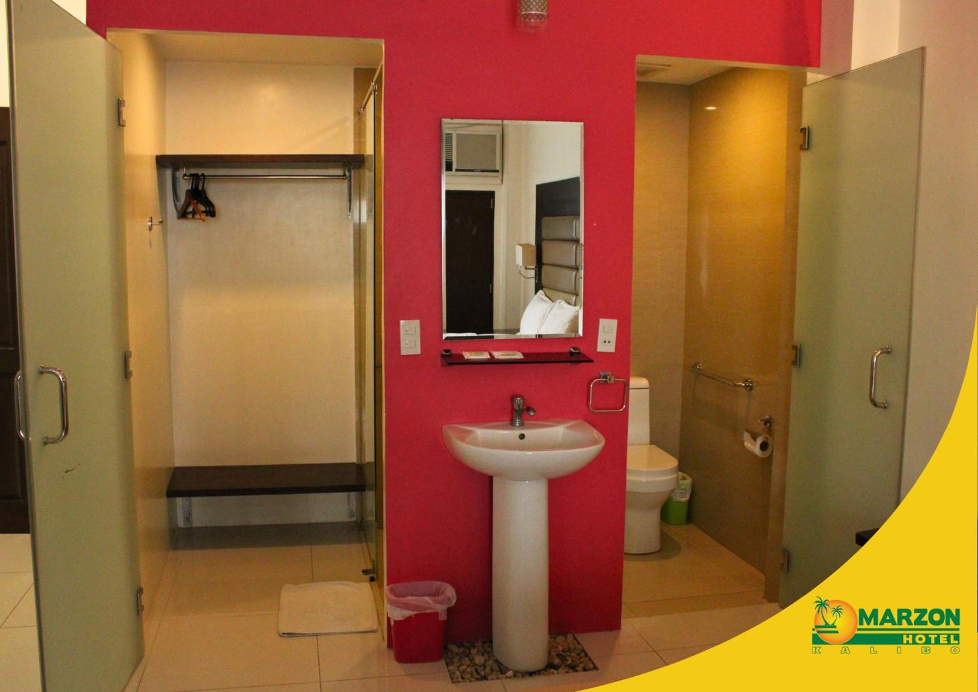 Marzon Hotel Kalibo Luaran gambar