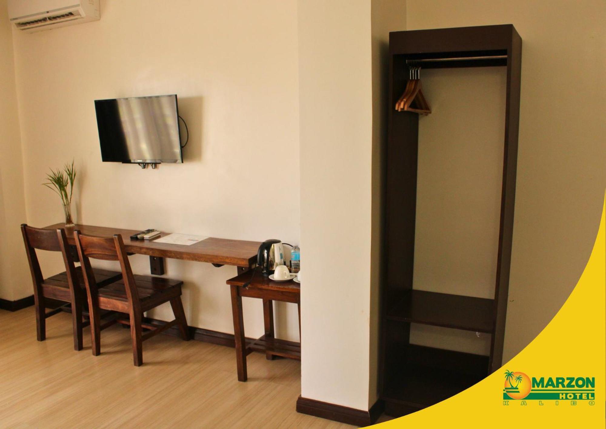 Marzon Hotel Kalibo Luaran gambar