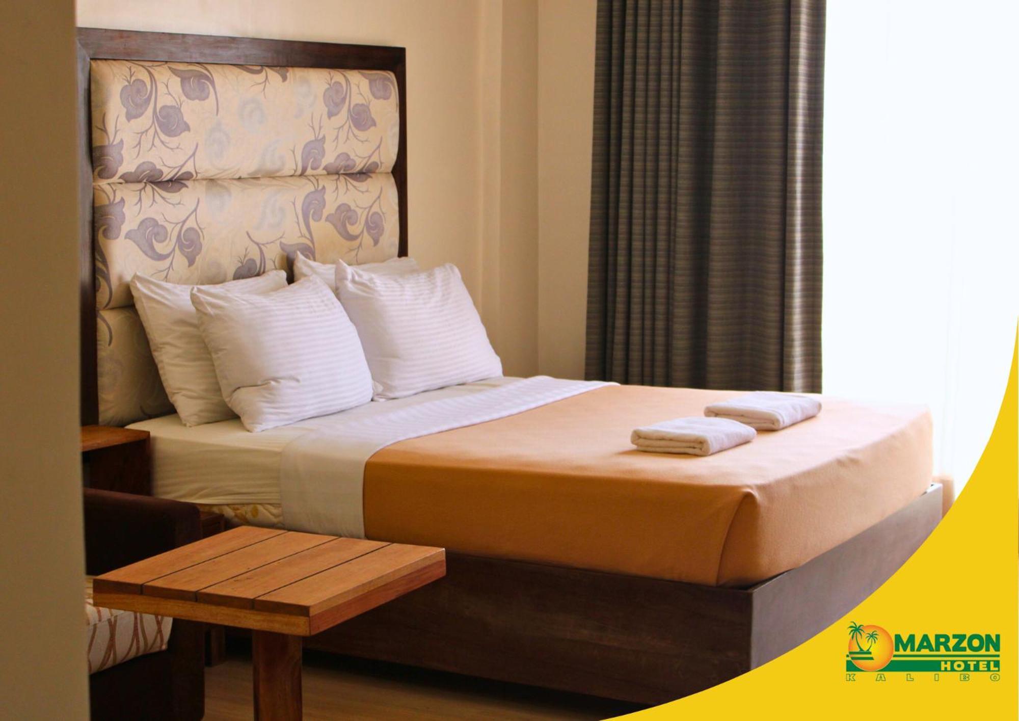 Marzon Hotel Kalibo Luaran gambar